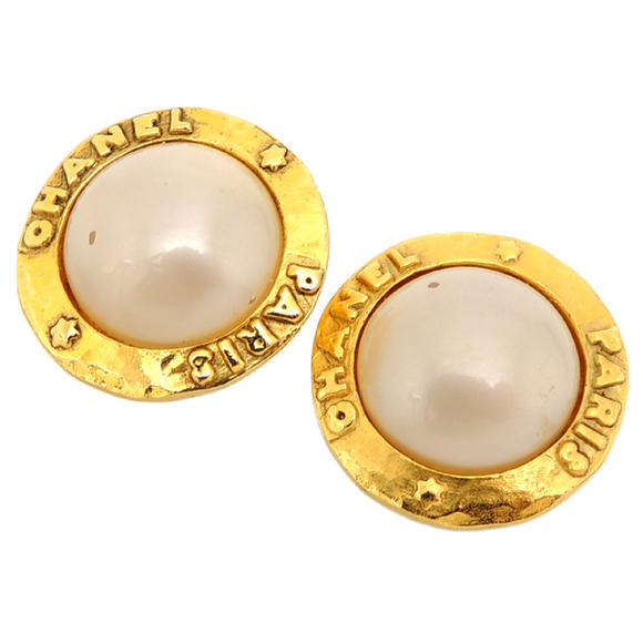 CHANEL Gold Pearl Earrings